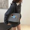 Trendy Summer 2024 Casual Tote Bag For Women Stylish Shoulder Bag With Zipper Closure