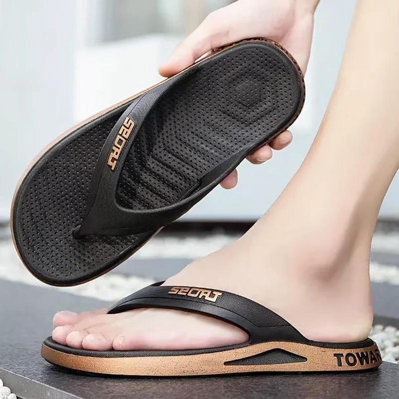 Sommer Herren Hausschuhe rutschfeste Outdoor Strandschuhe Herren Flip Flops Sandalen PVC Material Bequeme weiche Hausschuhe Hausschuhe
