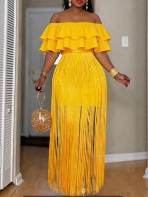 Gelbes One-Shoulder-Rüschenkleid mit Fransen-Saum in Übergröße