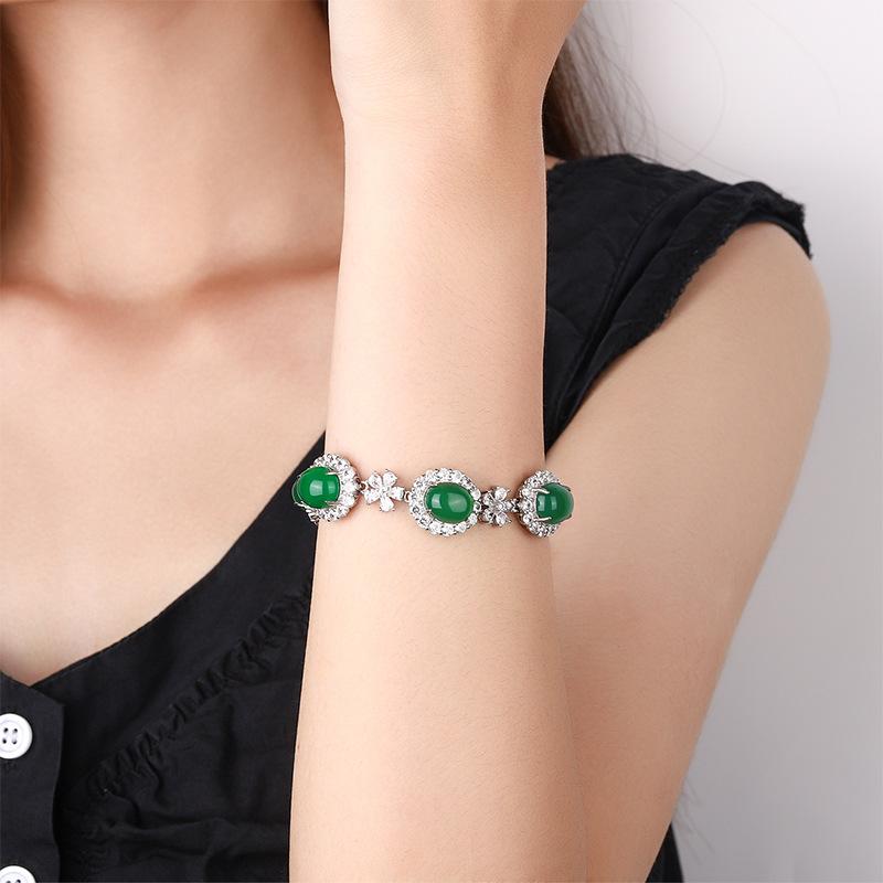 Jewelry Green Chalcedony Green Fluorescent Bracelet Round Diamond-Encrusted Jade Bracelet Female Birthday Gift