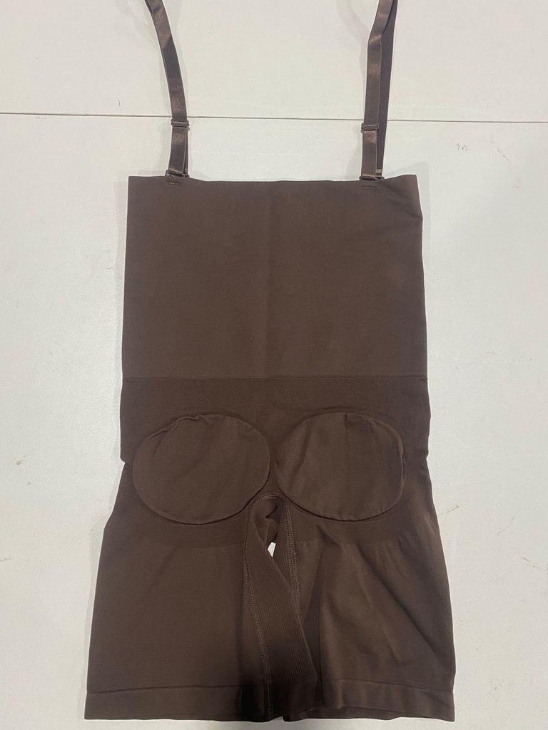 Women's Body Shaper: Waist Cincher, Hip Lifter, Postpartum Support, Tight-Fit Garment for Waist and Abdomen Shaping.