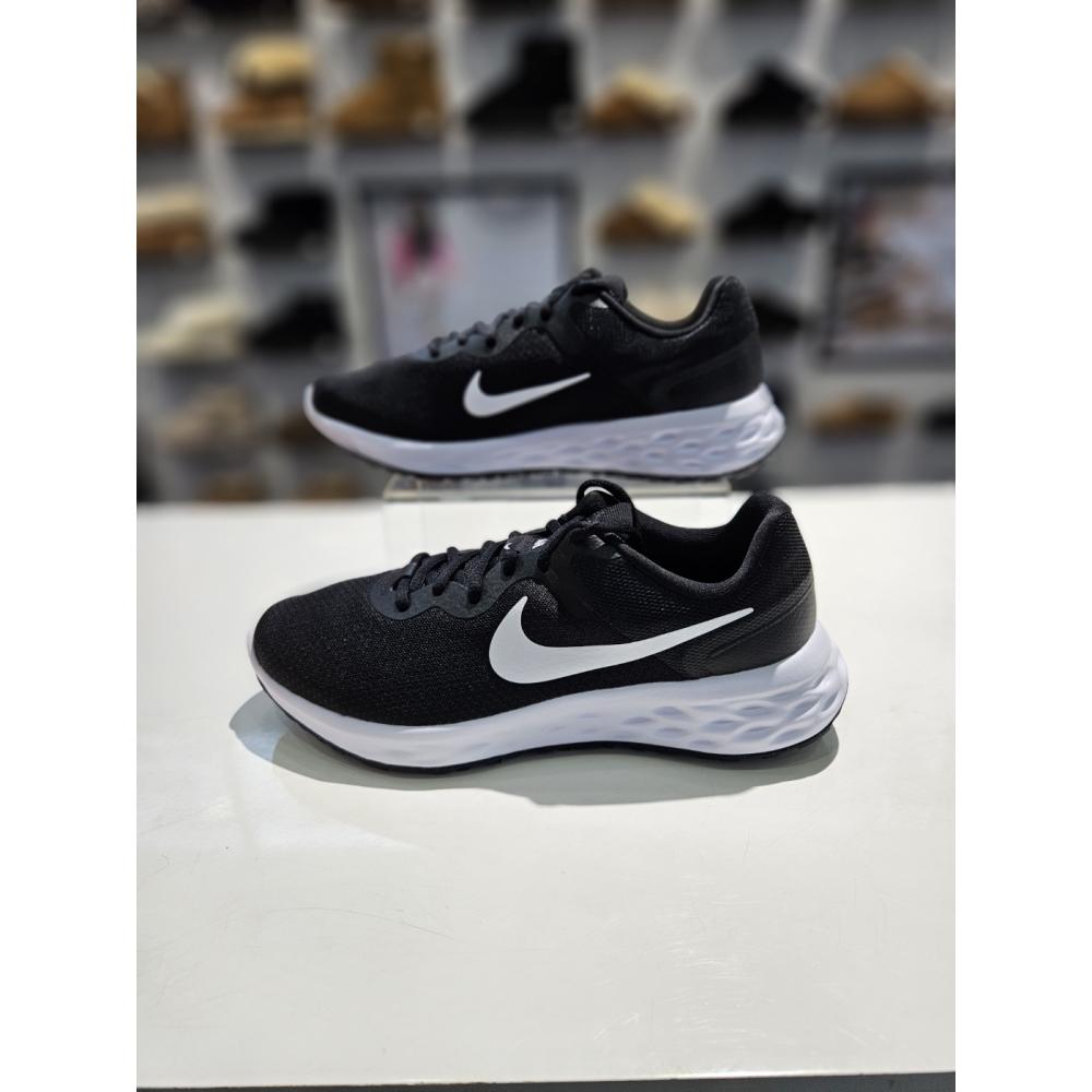

ЖЕНСКИЕ БЕГОВЫЕ КРОССОВКИ Nike DC3729 003 REVOLUTION 6 NN REVOLUTION 6