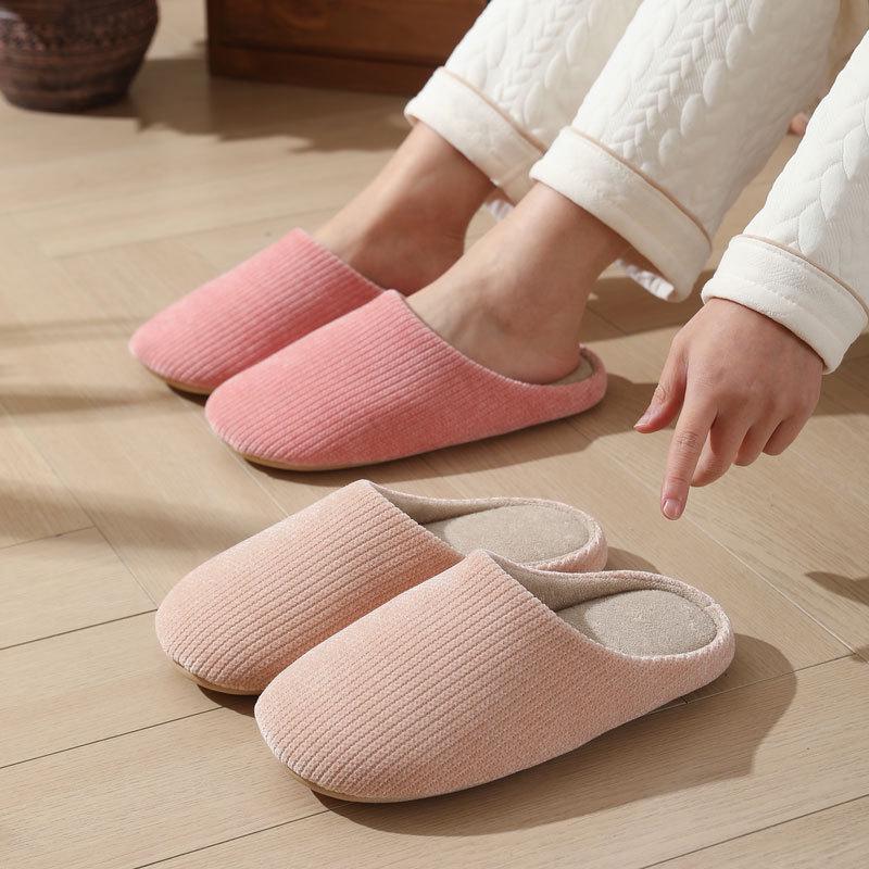Pantoufles Antidérapantes Silencieuses Style Japonais: Semelle Souple, Anti-Odeur, Unisexe pour l'Automne/Hiver.