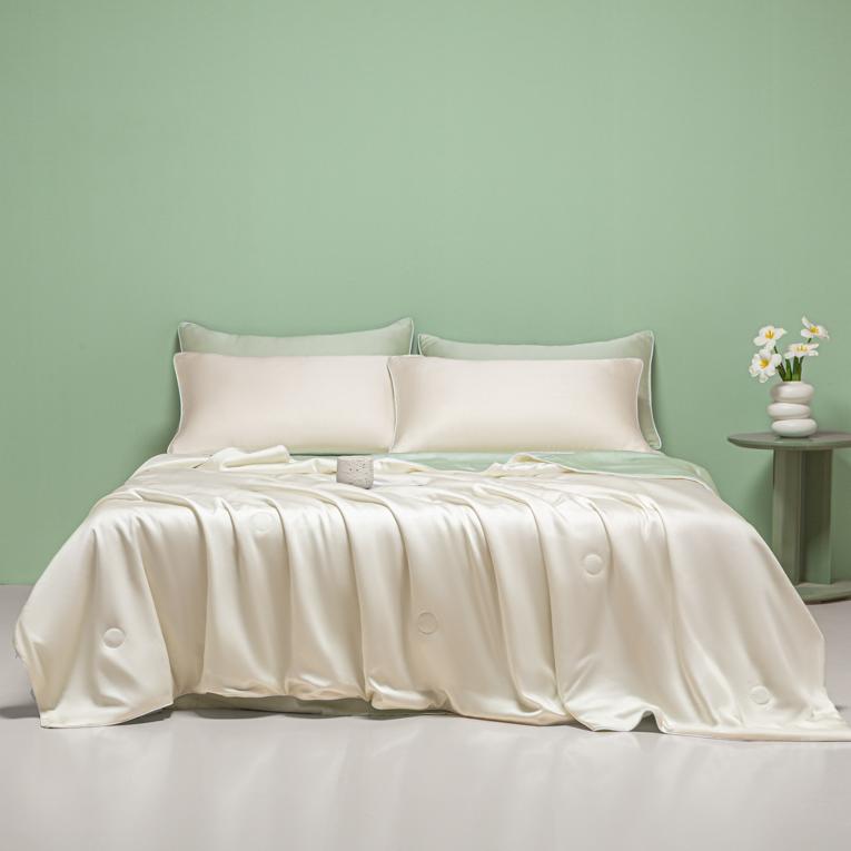 Grade A Ice Silk Summer Quilt Set Double Side Cool Feel Air Conditioner Comforter Set With Sheet Pillowcase Soft Cooling Blanket