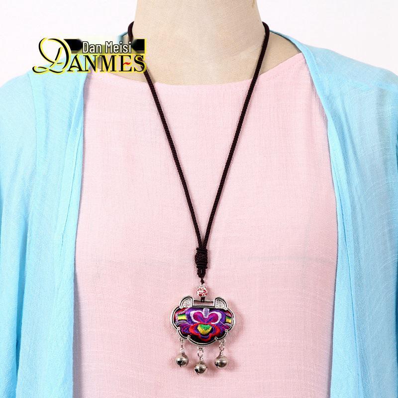 Yunnan Ethnic Embroidered Flower Choker Necklace 2024 - Travel Souvenir & Gift Sweater Chain