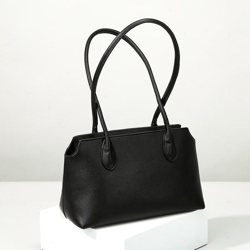 Single Shoulder Bag, Simple and Fashionable, Large Capacity Women's Bag, High-end Sensory Communication Bag, Versatile Armpit Bag, Women's Bag