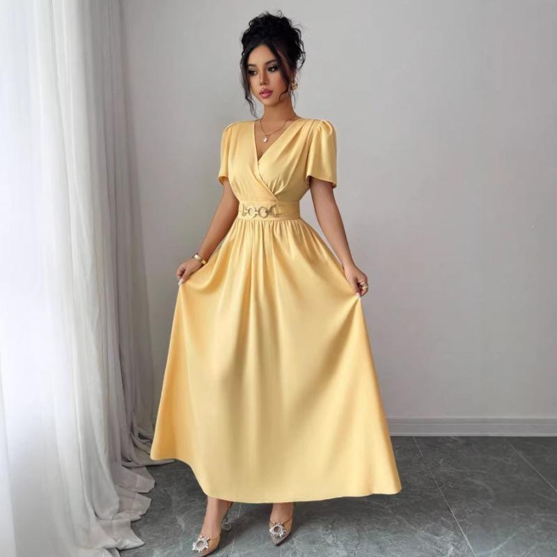 New Women's Dress - Slimming and Shaping Waist, Square Neckline, Elegant Style.