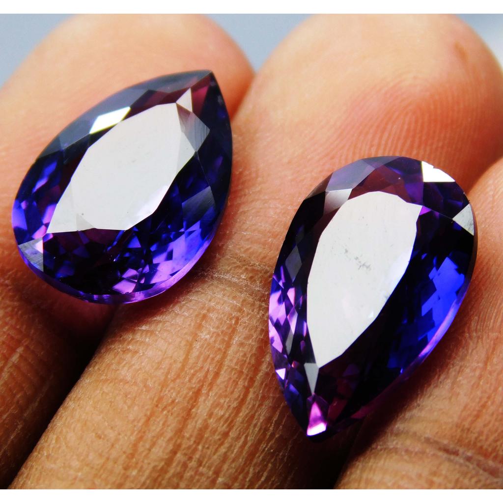 Natural Purple Tanzanite Loose Gemstone 15.85 Ct Pear Cut for Jewelry Making and Gem Collections