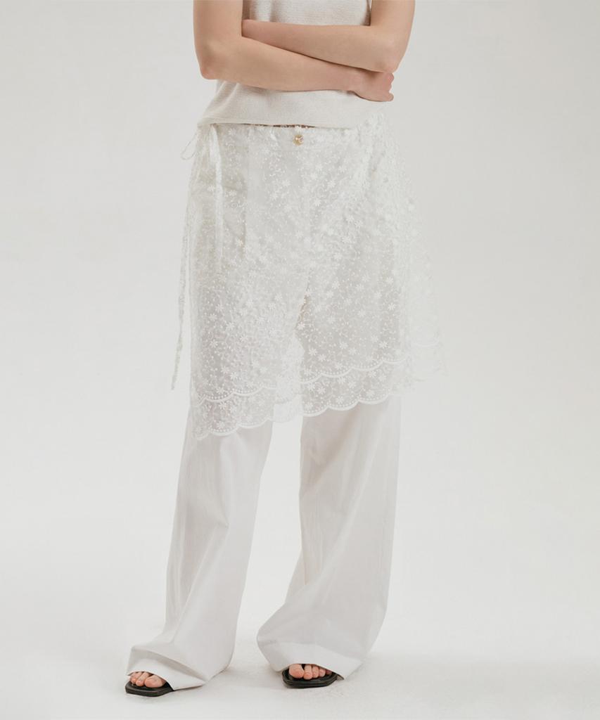Avamolly Lace Wrap Skirt (White)