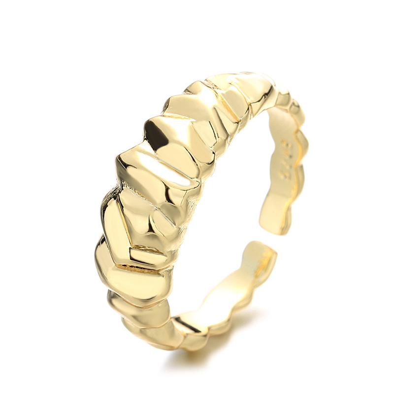 2026 18K Gold Plated Ring Women's Vintage Diamond Ins Simple French Light Luxury Index Finger Geometric Opening Irregular Ring Trend