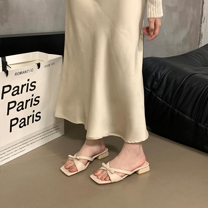 

Satin bow sandals silver with skirt thick heel sandals 35