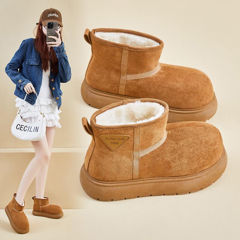 Women's Winter Warm Snow Boots Fuzzy Faux Suede Walking Shoes for Women Casual Anti-Slip Comfortable Chunky Platform Short Booties With Faux Fur Lined