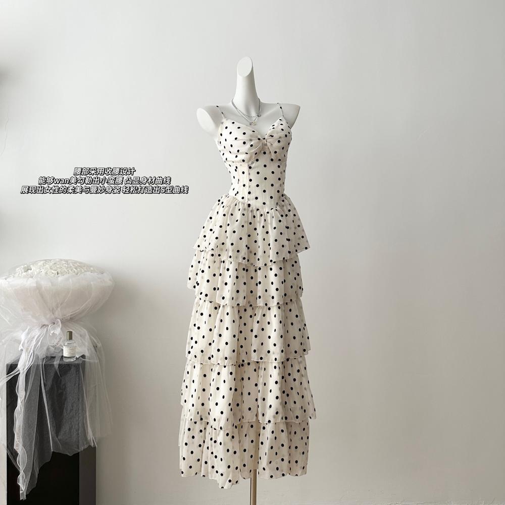 White Polka Dot Cake Skirt for Women, New Summer Heavy Industry Vacation Waist and Thin Suspender Dress for Women