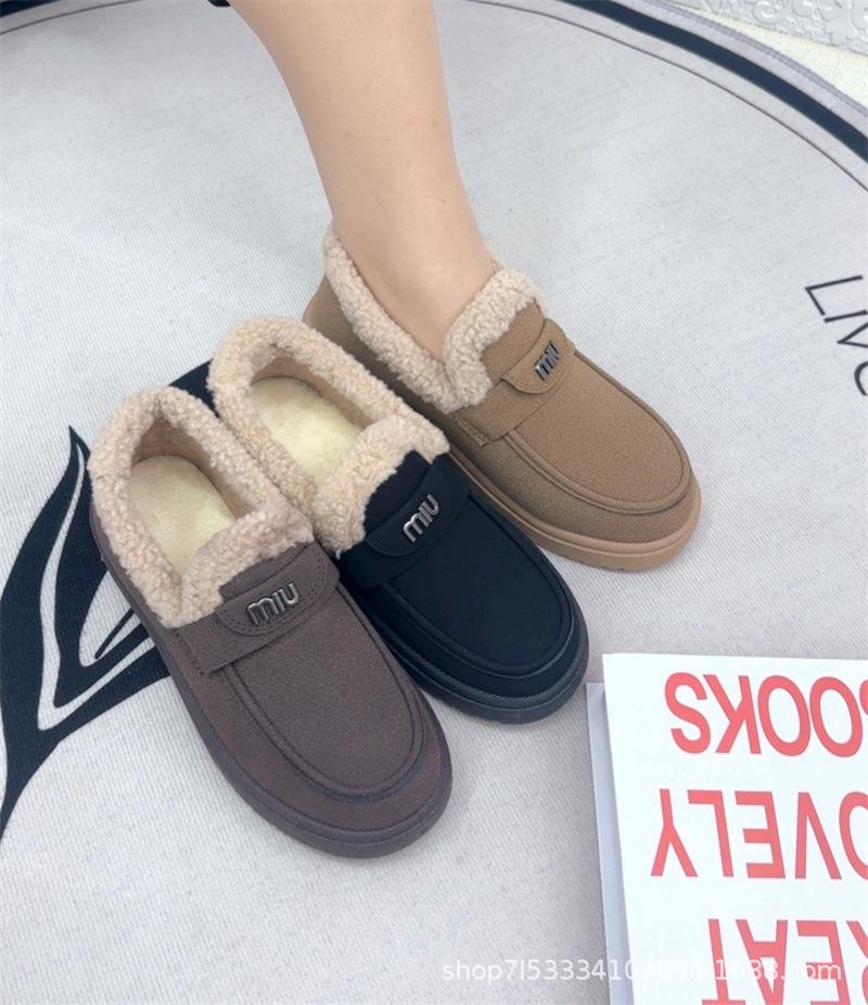 Women's Winter Fashion Fleece-Lined Non-Slip Cotton Shoes - Cozy, Thick, and Comfortable Slip-Ons.
