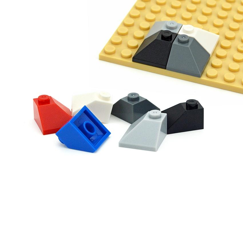 40 Stück Bausteine Schräge 45° 2x2 Doppelkonvexe Ecksteine DIY Zubehör Bau Kinder Spielzeug 3045 MOC Teile