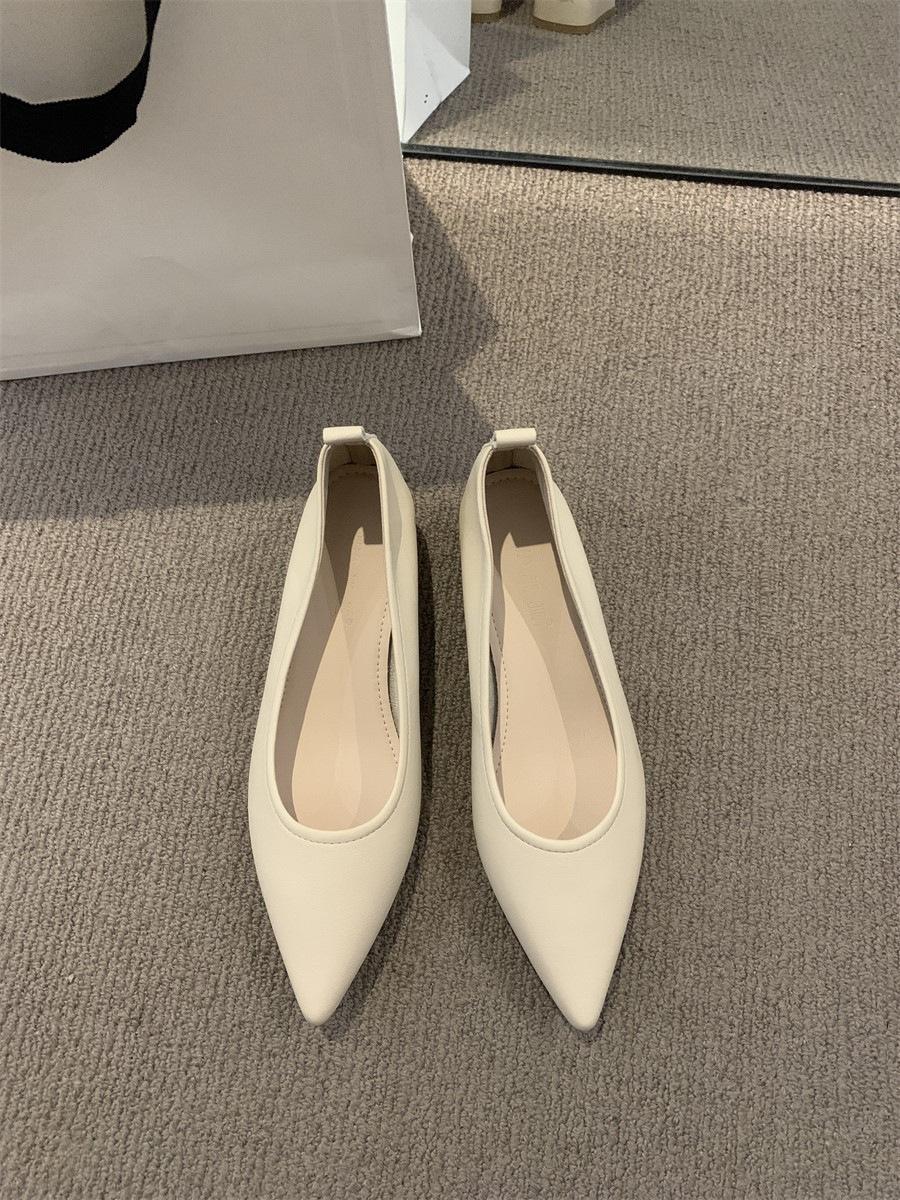 

French single shoes women s shoes summer 2025 new simple commuting versatile square head light mouth thick heel temperament ladyshoes 35