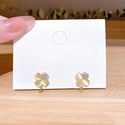 Boucles d'oreilles porte-bonheur trèfle à quatre feuilles, boucles d'oreilles de tempérament cent assorties, boucles d'oreilles brillantes à la mode pour dames