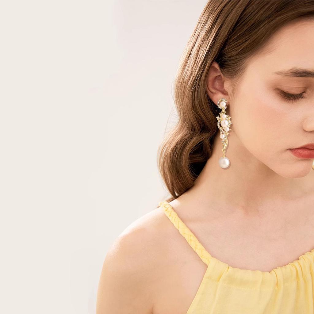 Luxuriöse Perlenohrringe, leicht mit Zirkonia besetzt, geometrische Ohrringe mit voller Hirseperle, große Wassertropfen-Ohrringe, Ohrringe im leichten Luxusstil