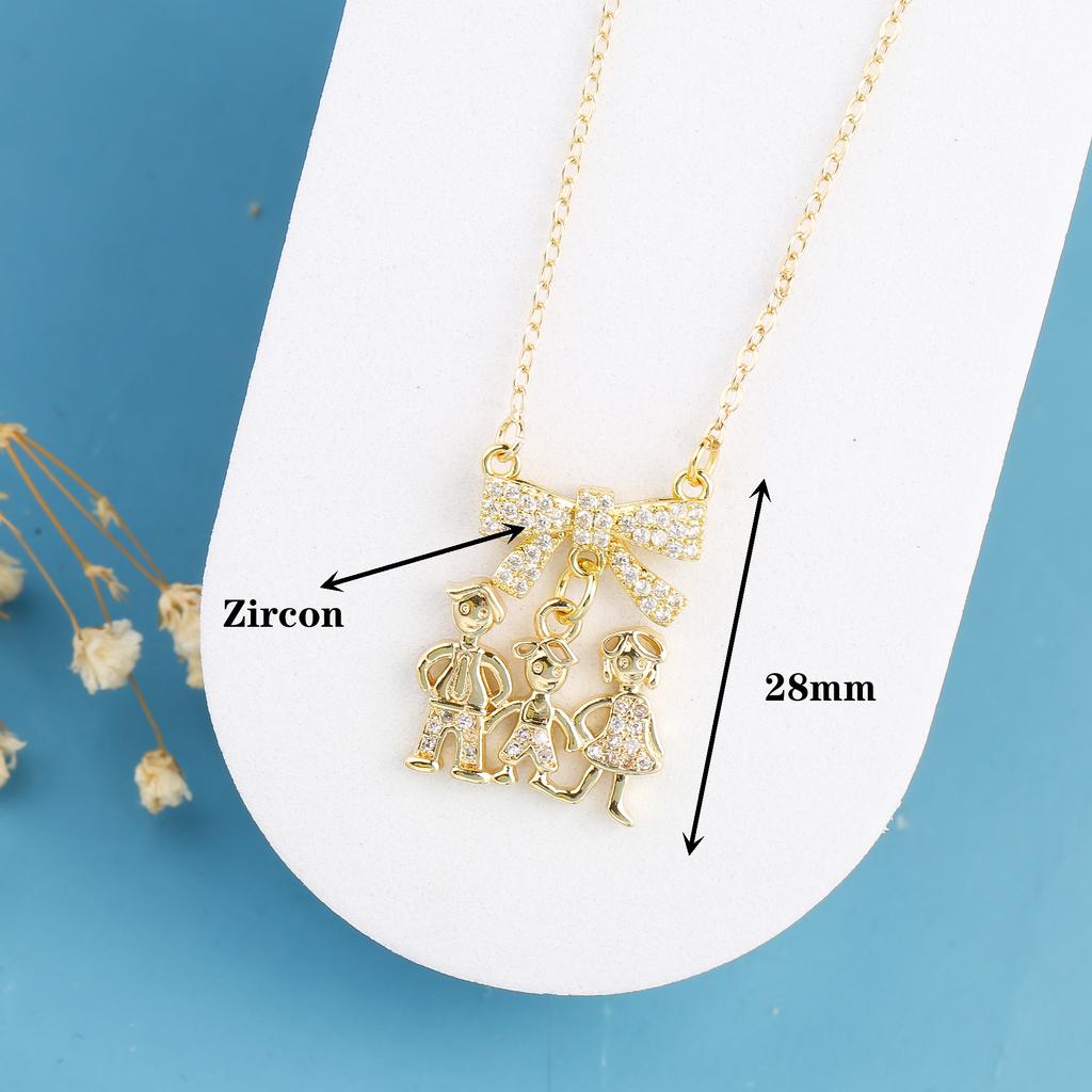 New Creative Gold-Plated Zirconia Mom, Dad And Child Theme Pendant Necklace Classic For Mother'S Day Birthday Jewelry Gift