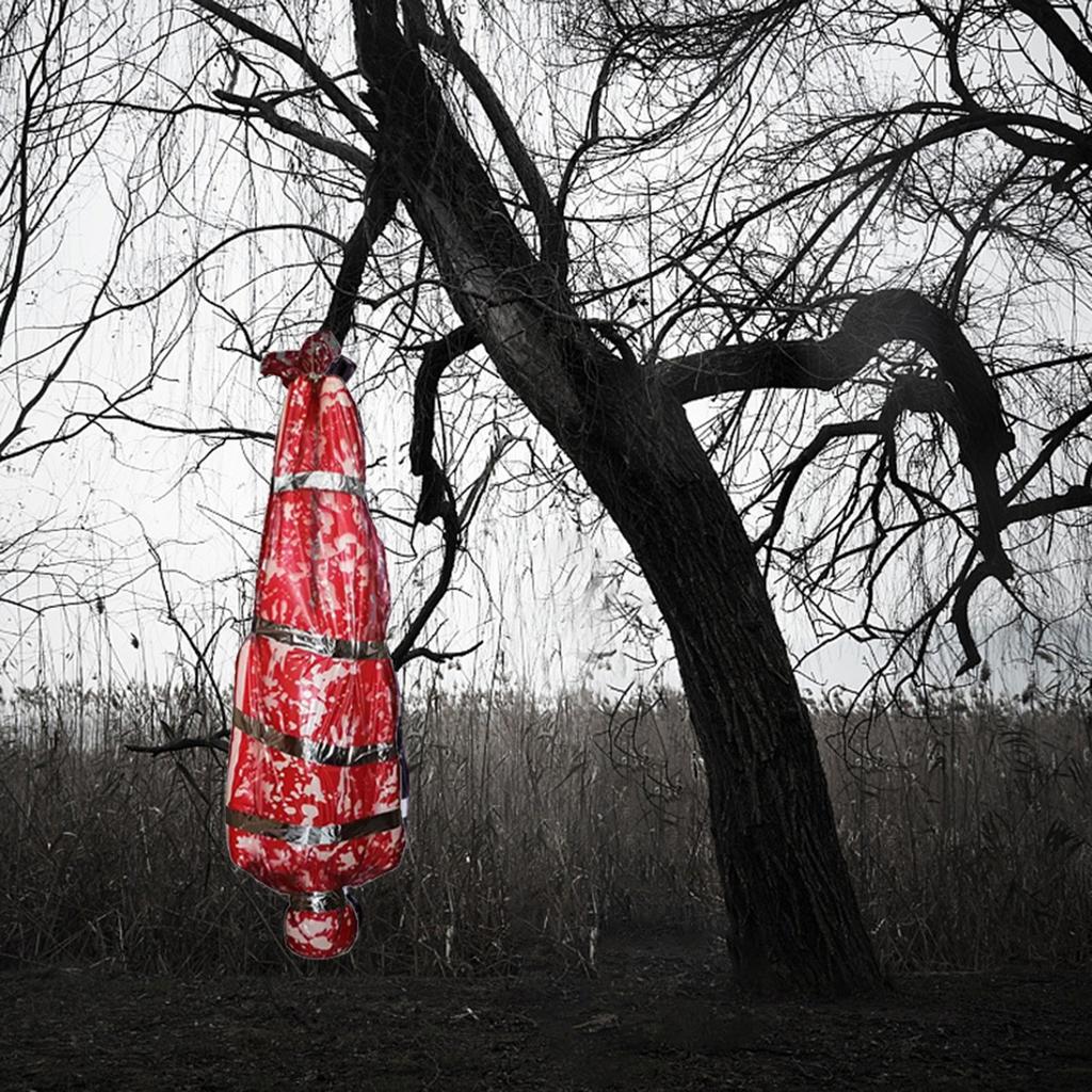 Halloweenská dekorace rekvizity horor falešná mrtvola přívěsek venkovní dvůr strašidelný dům pokoj záludné strašidelné rozložení ozdoby