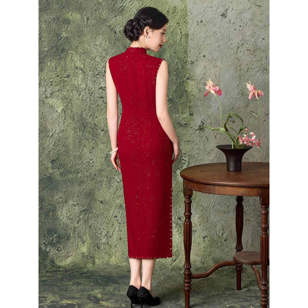 Luo Shibo early autumn sleeveless red cheongsam toast engagement certificate return casual young high-end fine flash