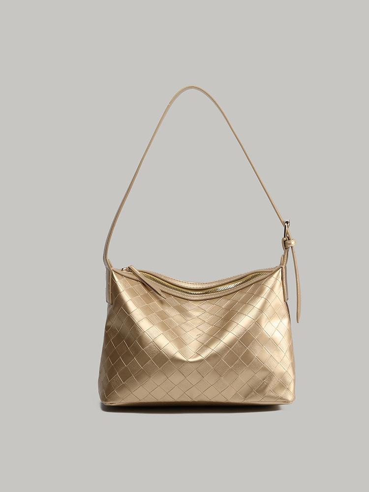 

Niche Design Hand-Woven Bag One Shoulder Hand-Carried Armpit Dumpling Bag 2025 New Versatile Crossbody Commuter Bag золотий