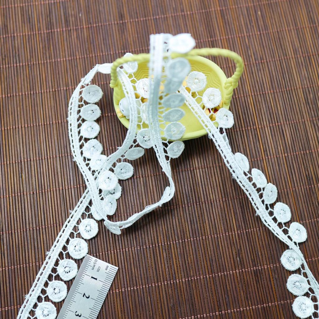 Lace Accessories, White Polyester Water-Soluble Embroidered Lace Cheongsam, Dress Necklace, Clothing Accessories