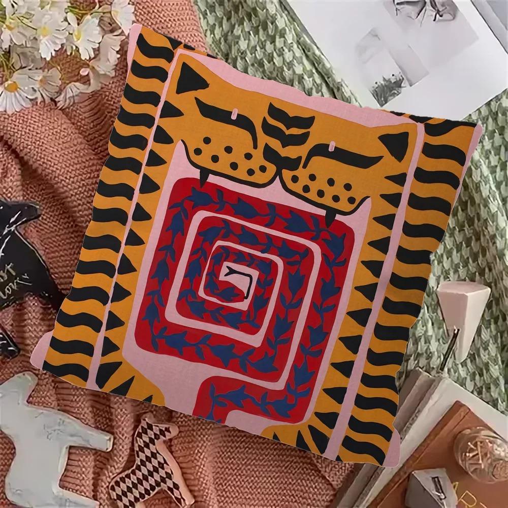 Home Decor Exotic Animals & Abstract Patterns Pillow Covers Pattern Cushion Cover Suitable for Sofa Bedroom Car Pillow Cover