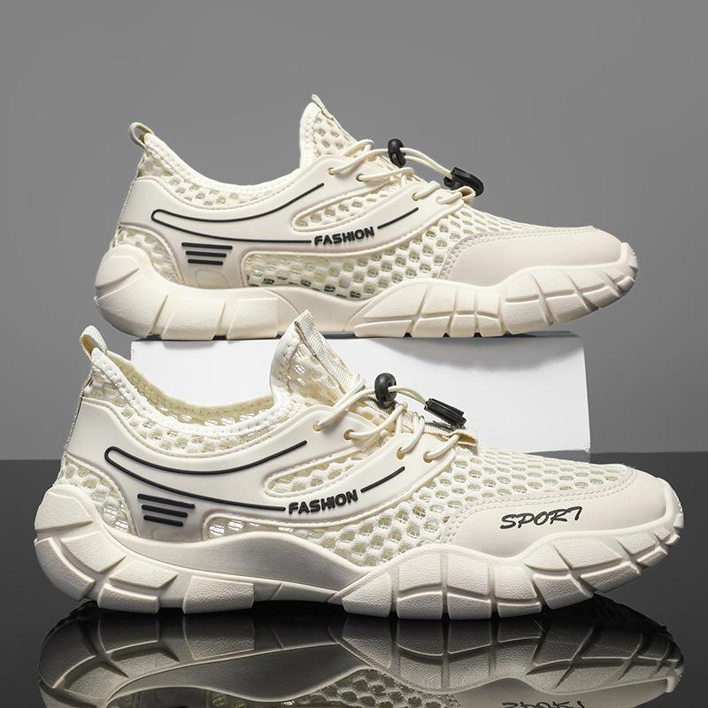 Letní nové sandály prodyšné duté protiskluzové plážové dírkované boty mládežnické sportovní a volnočasové boty tenké síťované boty