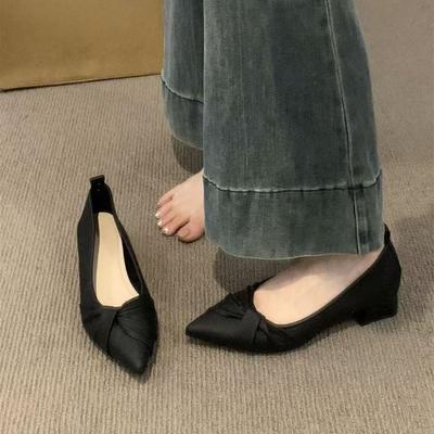 Xiaoxiangfeng Damen-Halbschuhe mit weicher Sohle, Damen-Sommerbekleidung 2025 zu Röcken, Abendschuhe, spitze Einzel-Schuhe
