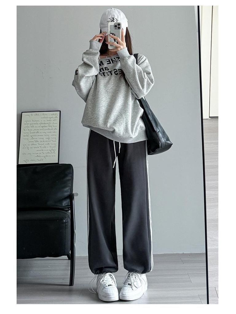 White-Gray Striped Women's Wide-Leg Sweatpants - Autumn/Winter 2025, Casual, Petite, with Three Stripes and Cuffed Hem.
