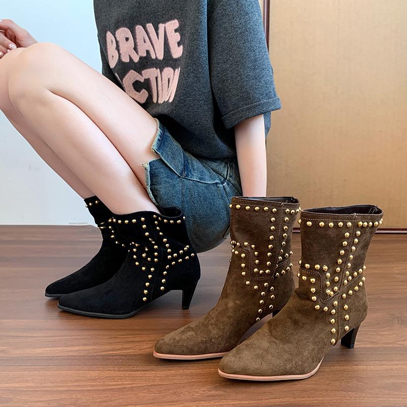 Versatile fashion boots 2025 new large size autumn pointed French rivets solid color women's shoes