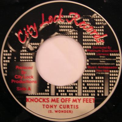 7inch Record TONY CURTIS - Knocks Me Off My Feet NONE City Lock Recor Jamaica Reggae, Ska & Dub Used