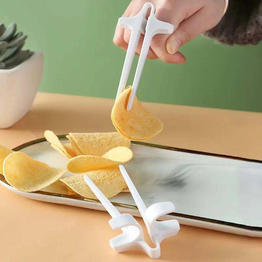1PC Lazy Fingers Chopsticks - Hands-Free Snack And Game Clip-On Food Holder for Video Streaming No Dirty Hands Required