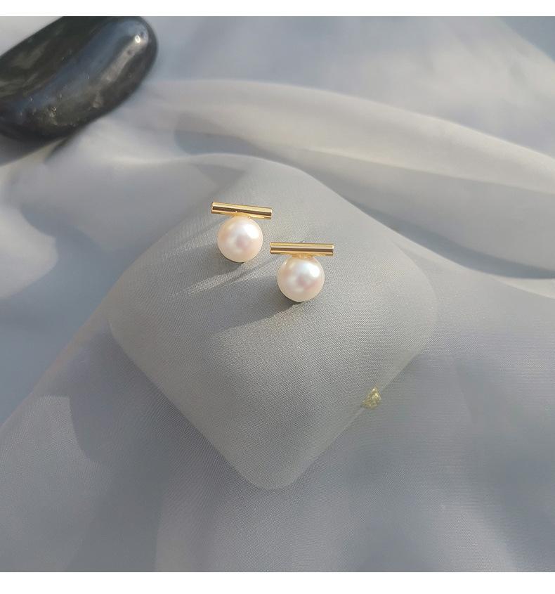 

Niche beauty Ji pearl simple stud earrings women s new trendy temperament earrings high-end small fragrant style earrings