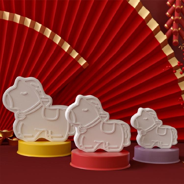 Silicone Horse Shaped Ornament Mold Desktop Decoration with Round Base Mould For Creative Handmade Enthusiasts