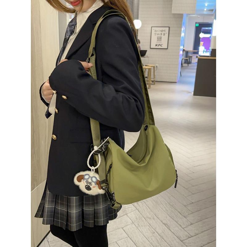 Niche design small backpack for women2026New lightweight casual commuter crossbody bag for students attending classes