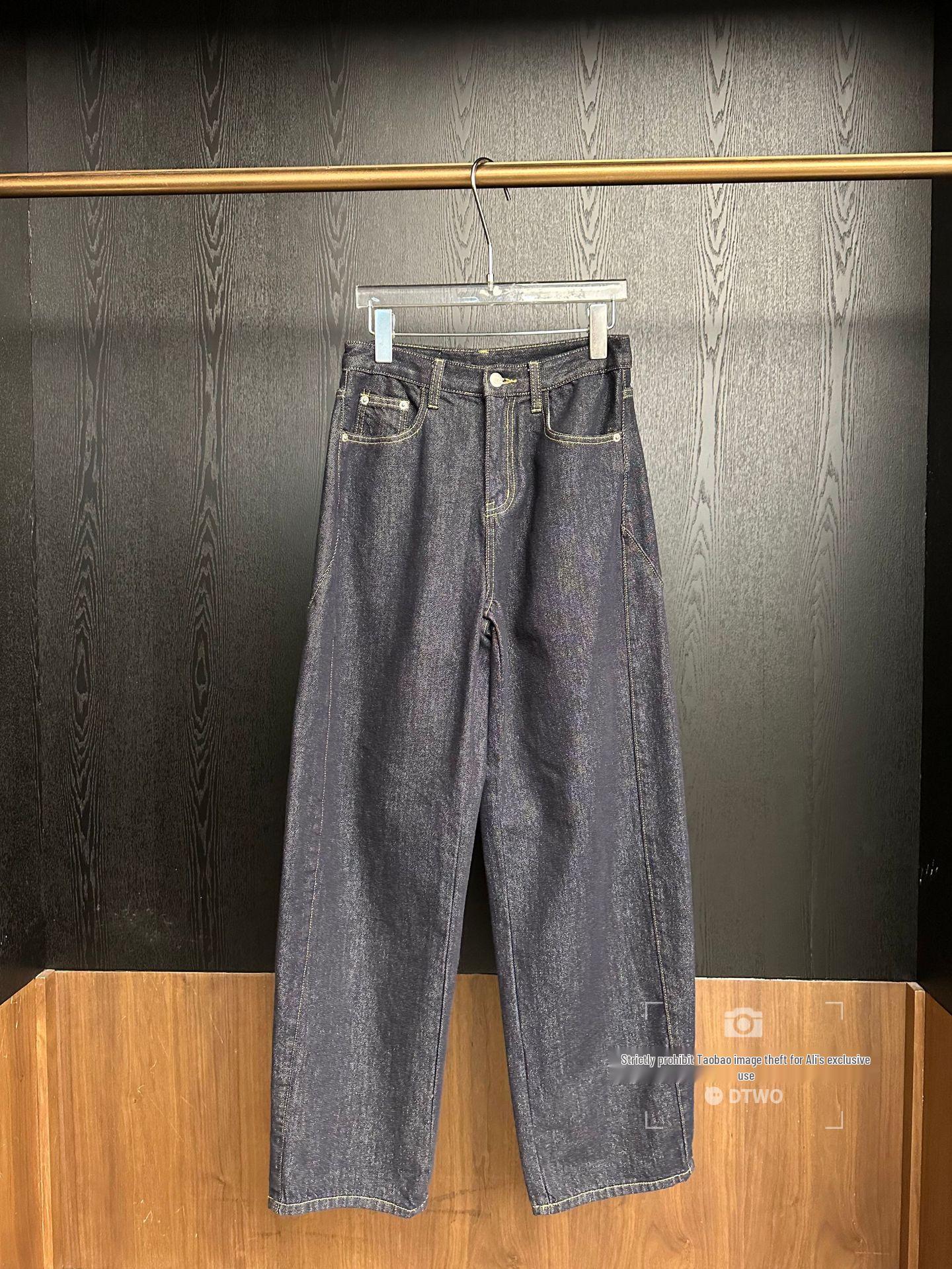 

DTWO Spring/Summer 2026 Retro Loose Scimitar Jeans, Original Design, Style 6105075 Small темно-синього кольору