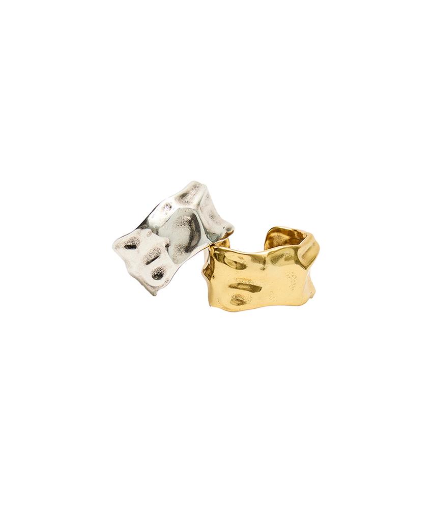 Noirer Hammered Wave Ring (Gold)