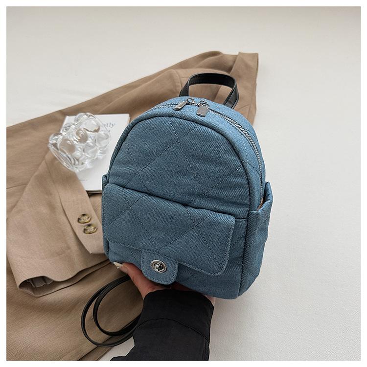

Джинсовый рюкзак женский 2025 новая мода легкий и универсальный женский дорожный рюкзак универсальный студенческий школьный рюкзак светло-синий