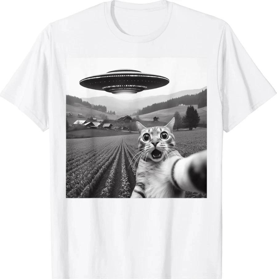 Funny Cat Selfie With An Alien UFO Theme Unisex TShirt S