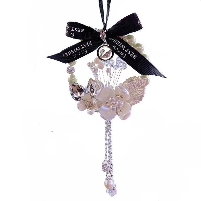 Four Leaf Clover Pearl Car Pendant Interior Rearview Mirror Hanging Decoration For Women