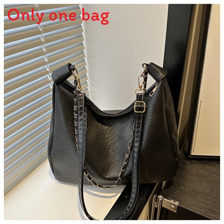 Minimalist Pu Tote Bag For Women With Large Capacity And Chain Accents For Daily Use