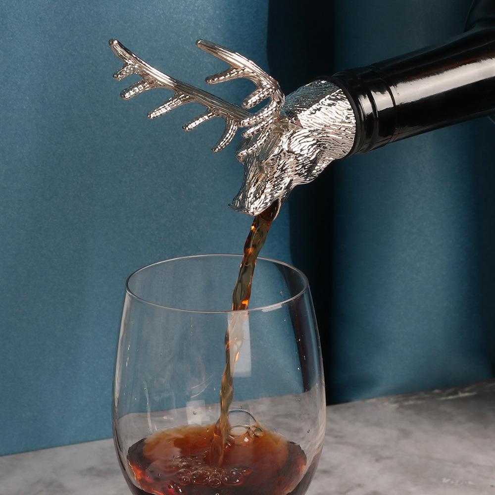 Stainless Steel Wine Bottle Stopper Deer Elk Lion Wine Mouth Pourer Kitchen Tools Bar Decor Accessories