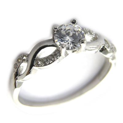 White 'Sissi' Silver Ring