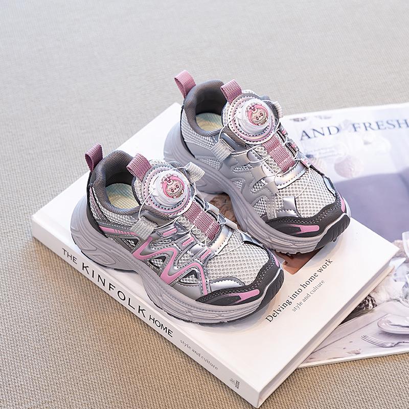 

Детская сетчатая спортивная обувь 2025 лето новая для мальчиков и девочек сетчатая обувь нескользящая мягкая подошва дышащая повседневная обувь для пап 26