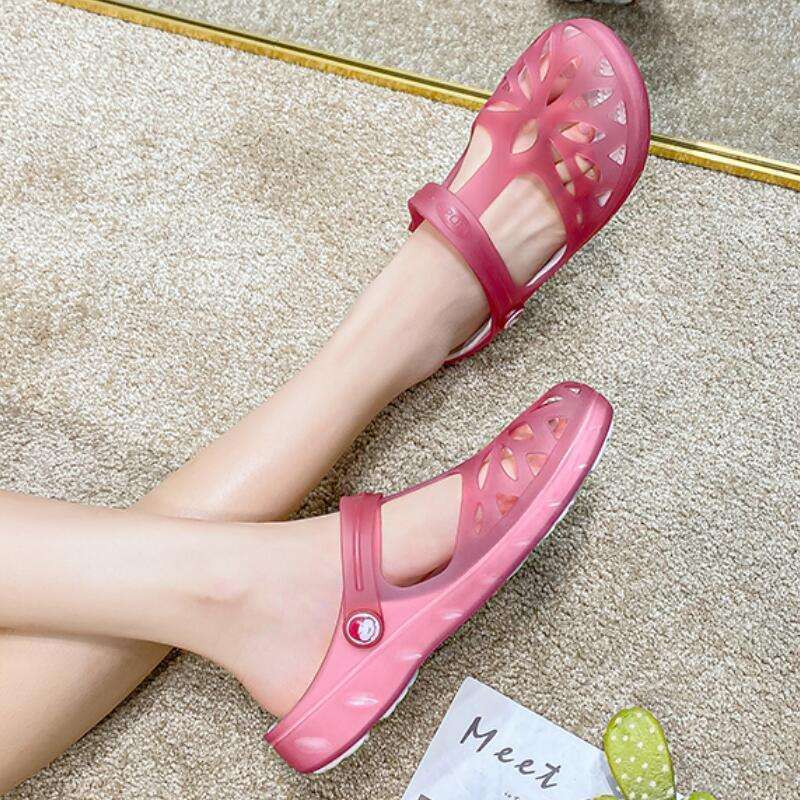 Sandals Women's Summer Jelly Hole Shoes Women's Slippers New Korean Version Fashion Mary Jane Sweet Student Beach Shoes Tide