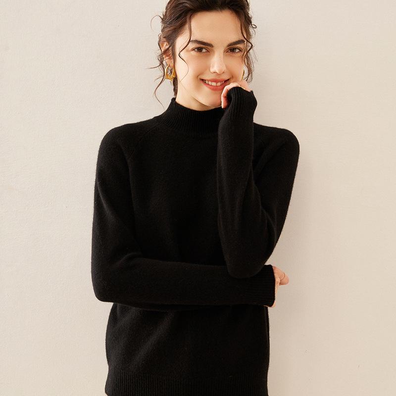 Damski kaszmirowy sweter z półwysokim dekoltem, luźny - Kolekcja Jesień/Zima