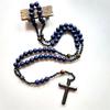 Blaue Steinkreuz-Halskette Maskuliner Schmuck für modebewusste Männer