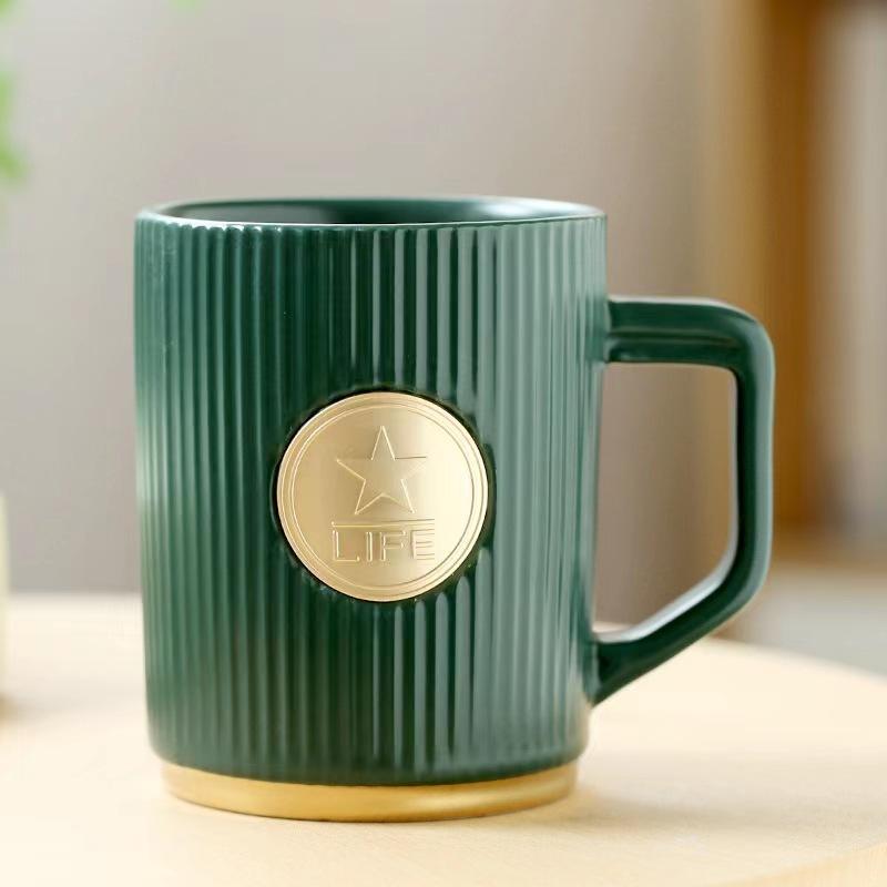 Xingba Style Coffee Cup Dark Green Striped Copper Seal Matte Red Black And White Ceramic Cup Water Cup Can Be Determined